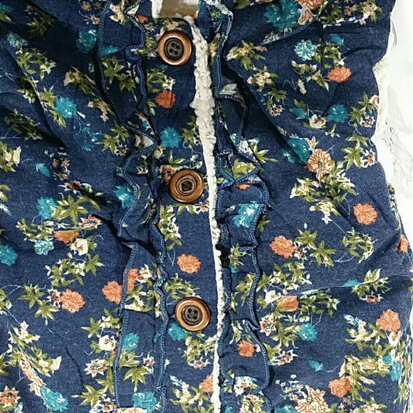 Warm sleeveless jacket. Kids - Picture 4 of 6